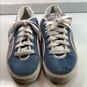 Airwalk Outlook Women's 8.5 Suede Rare Vintage Skate Shoes Purple & Blue Lace